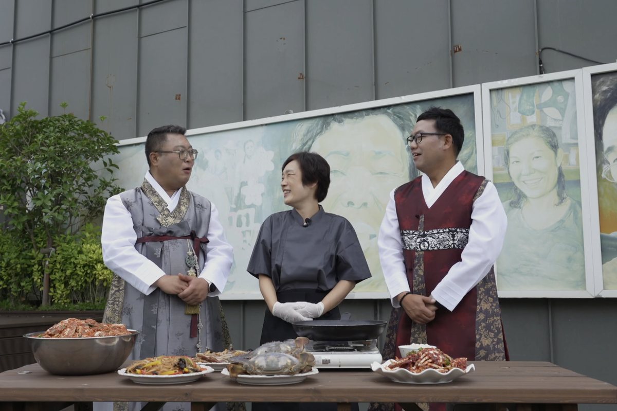사장님이 직접 요리하는 방송 장면